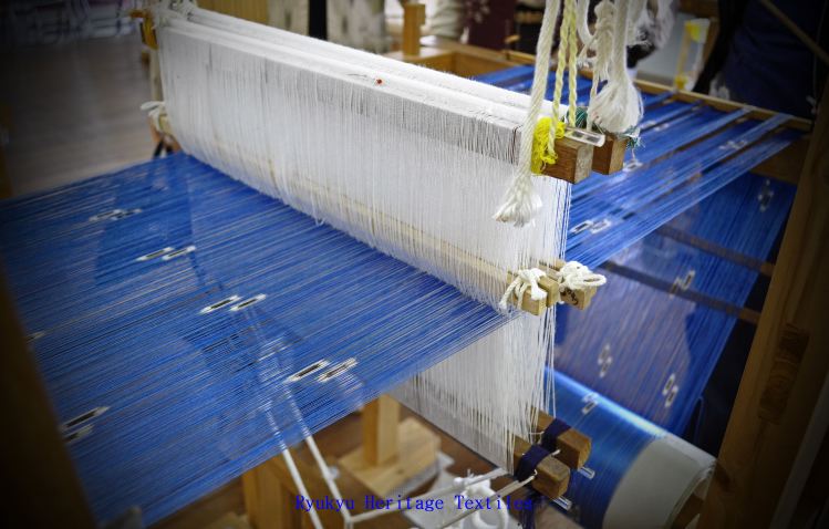 Kasuri Warp Threads_w